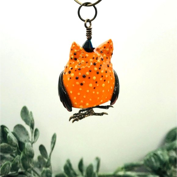 Pendant glass owl movable feet orange brown with dots - Picture 3 of 6